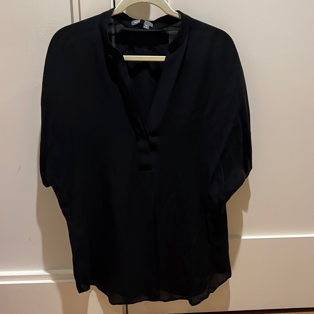 Beautiful Vince black blouse